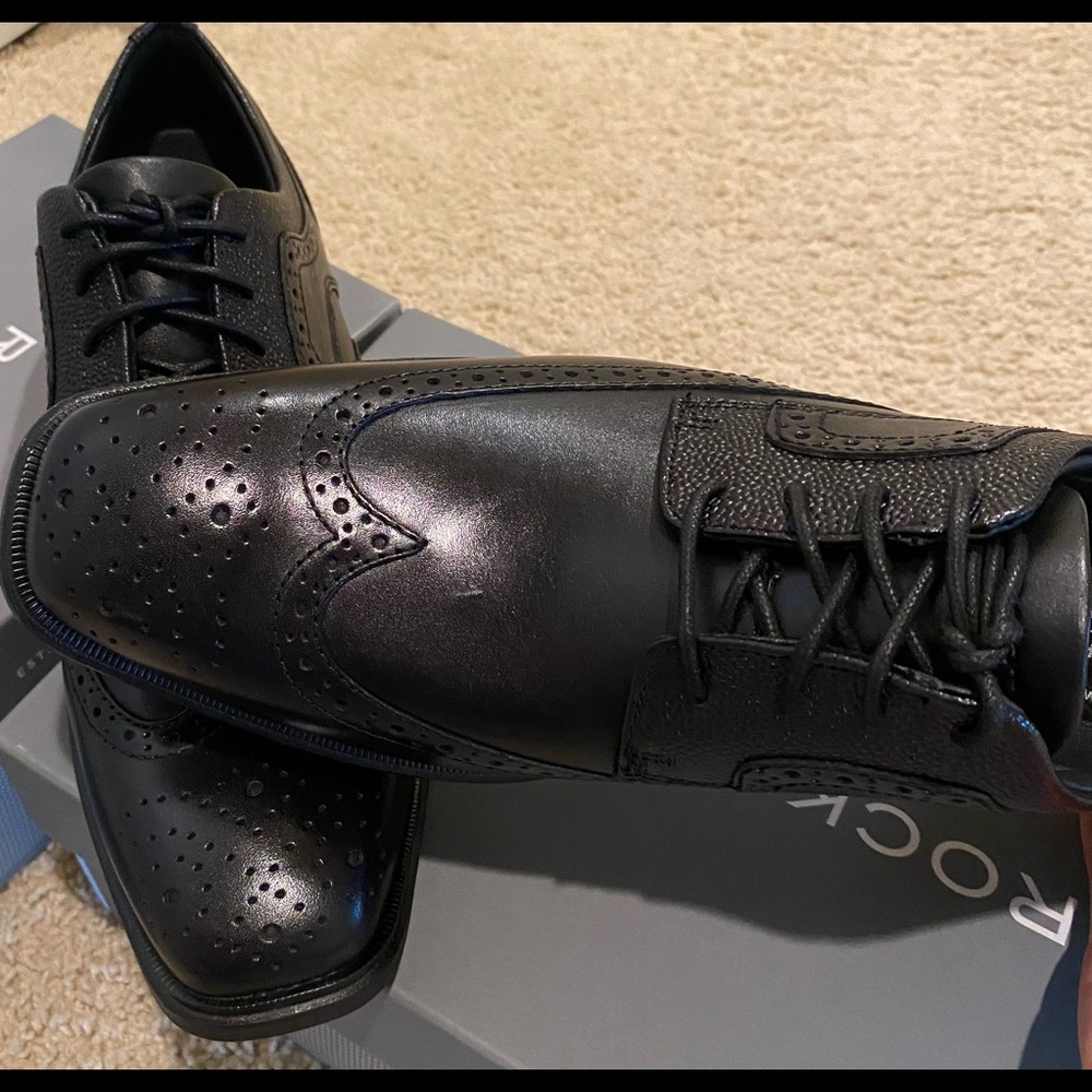 Shoes - Picture 7 of 7